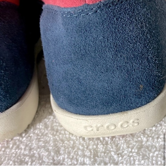 Crocs Red Navy Adela Fold Over Fuzz Bootie 7 - Picture 9 of 16
